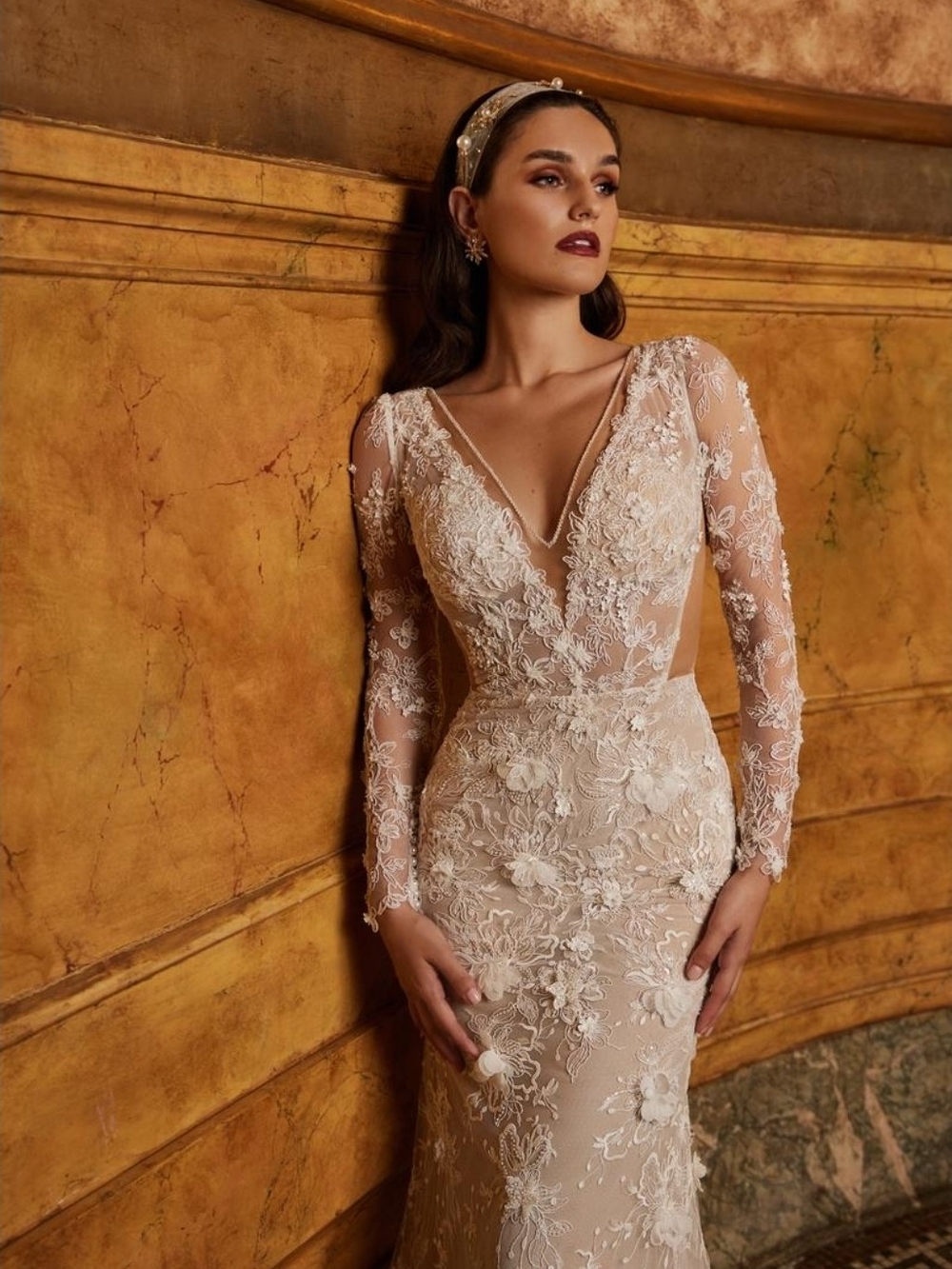 Calla Blanche Clemantine Floral Lace Wedding Gown in Champagne Size 14 Nwot